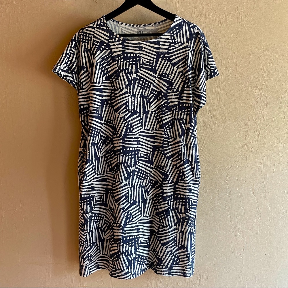 Uniqlo Scandinavian pattern collection cotton shift dress